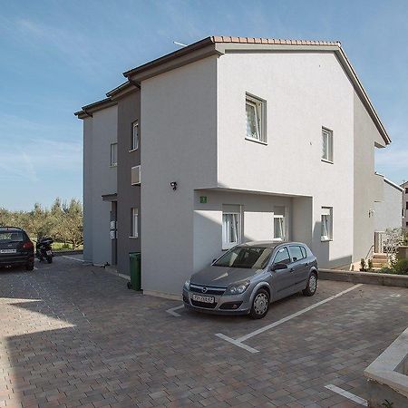 Apartments Elviana プーラ エクステリア 写真