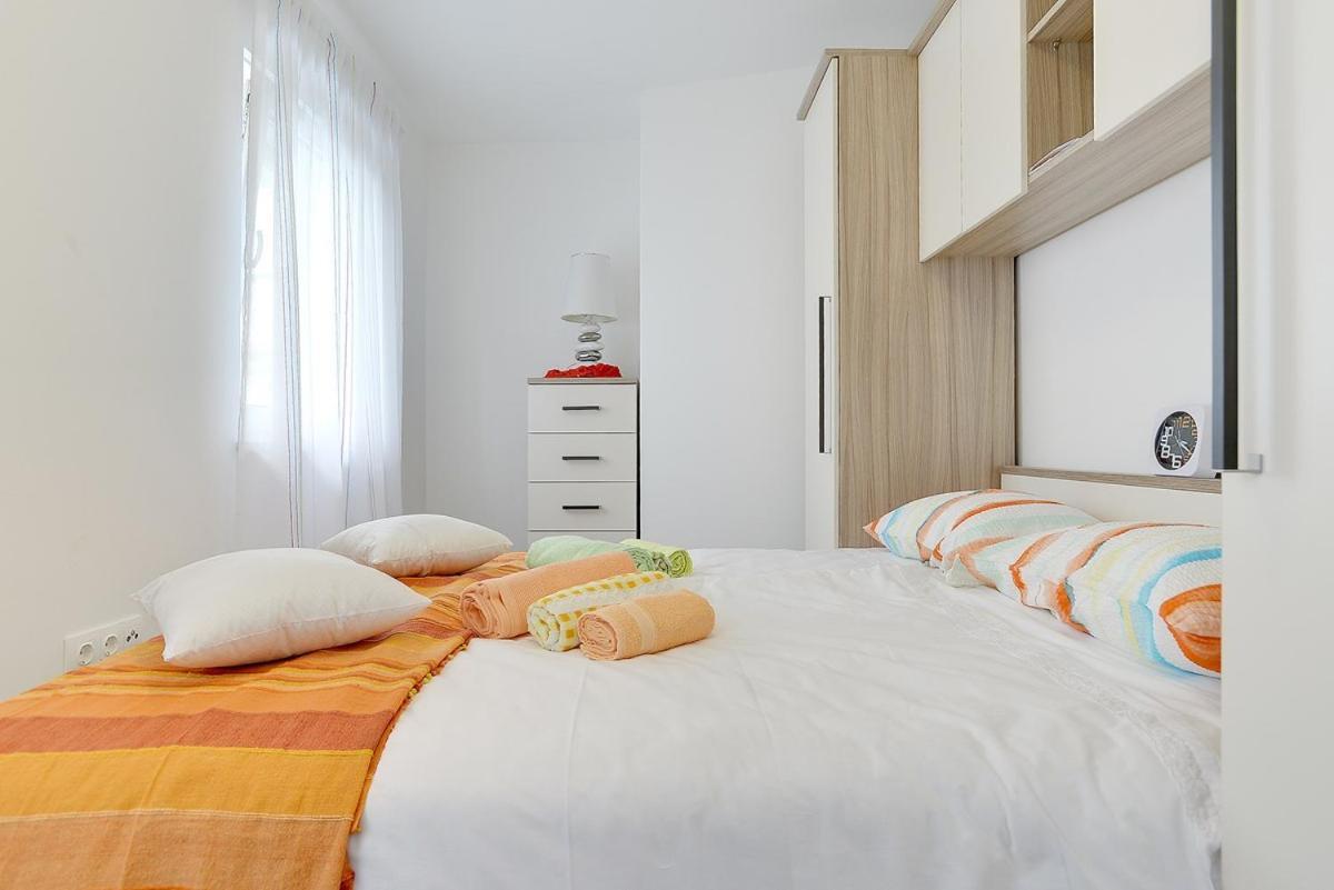 Apartments Elviana プーラ エクステリア 写真