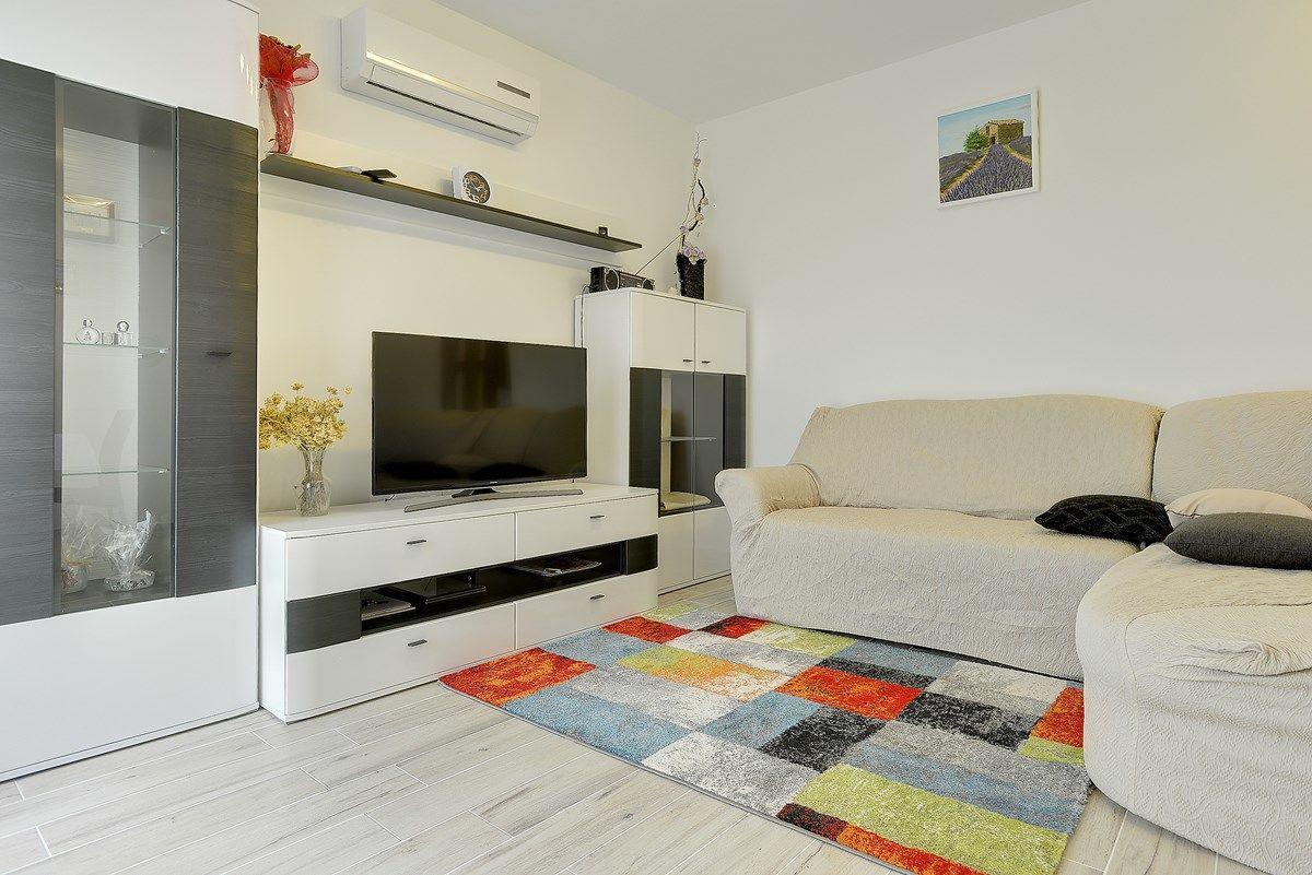 Apartments Elviana プーラ エクステリア 写真